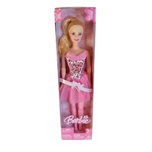 Y2K Mattel Ballerina Barbie w/Pink Tutu and Legs #J1776 (2005) NRFB